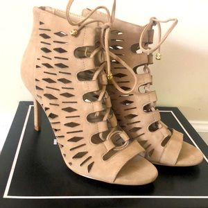 New Karl Lagerfeld 6.5 Lace up Tan Suede Heels